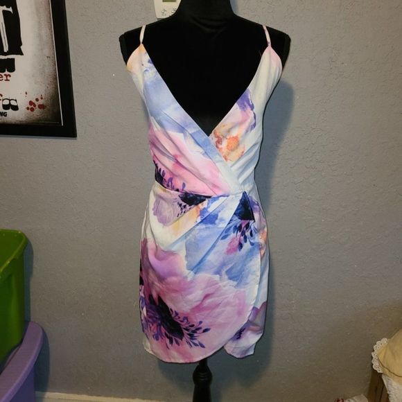 OASAP Dresses & Skirts - Watercolor Florals Tulip Skirt Dress Size Medium
